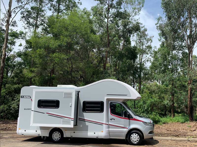 Avida_Silverton_C7134SL_exteriorSlideOut