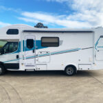 C7834SL-MY22 Exterior_AquaBurst